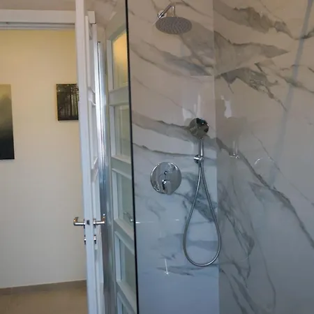 Mimillari Elegant 6 Min Walk From Centre شقة سانريمو