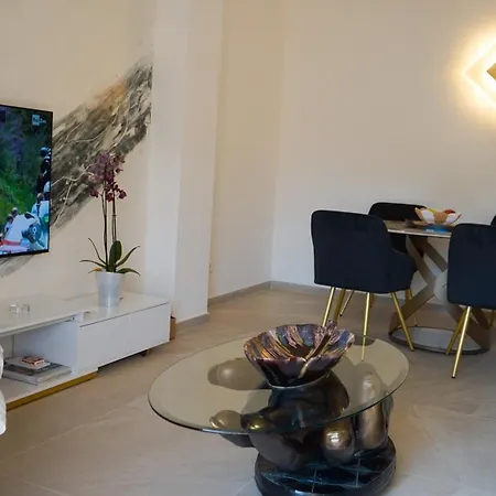 アパート Mimillari Elegant 6 Min Walk From Centre サンレモ